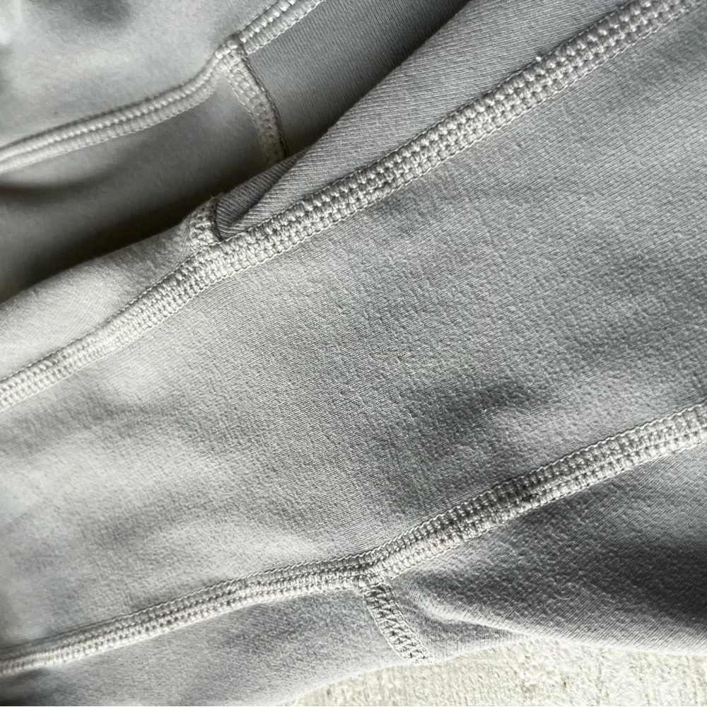 ALO Yoga Moto Leggings Small Gray High Rise Full Length Biker Yoga Athleisure